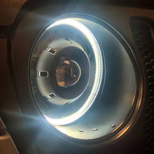 Load image into Gallery viewer, Oracle Oculus Bi-LED Projector Headlights for Jeep JL/Gladiator JT - Matte Black - 5500K