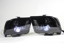 Load image into Gallery viewer, Black Projector Lamps w/ HID Kit for 05-09
