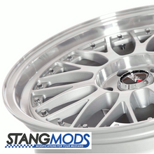 Load image into Gallery viewer, 18x8.5 XXR521 Machined Silver Wheel (94-04) close up rim view