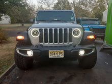 Load image into Gallery viewer, Oracle Oculus Bi-LED Projector Headlights for Jeep JL/Gladiator JT - Matte Black - 5500K