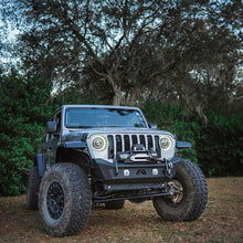 Load image into Gallery viewer, Oracle Oculus Bi-LED Projector Headlights for Jeep JL/Gladiator JT - Matte Black - 5500K
