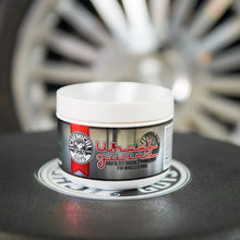 Load image into Gallery viewer, Chemical Guys Wheel Guard & Rim Wax - 8oz