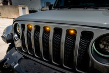 Load image into Gallery viewer, Oracle Pre-Runner Style LED Grille Kit for Jeep Wrangler JL - Amber