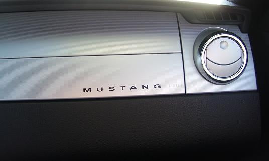 Vinyl Mustang Small Text Dash Decal for 05-13