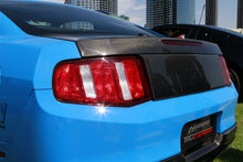 Load image into Gallery viewer, TruCarbon CS3 Carbon Fiber Trunk