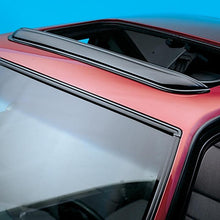 Load image into Gallery viewer, AVS Universal Windflector Pop-Out Sunroof Wind Deflector (Fits Up To 34.5in.) - Smoke