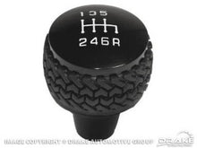 Load image into Gallery viewer, DV8 Offroad 2011-2018 Jeep JK 6-Speed Shift Knob Black