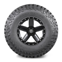 Load image into Gallery viewer, Mickey Thompson Baja Boss M/T Tire - 40X13.50R17LT 121Q 90000033655