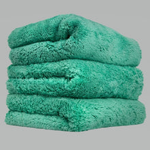 Load image into Gallery viewer, Chemical Guys Ultra Edgeless Microfiber Towel - 16in x 16in - Green - 3 Pack
