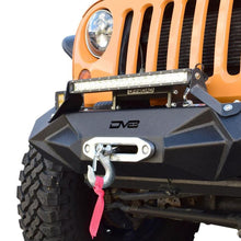 Load image into Gallery viewer, DV8 Offroad 07-18 Jeep Wrangler JK/JL Steel Stubby Front Bumper w/ Light Bracket &amp; Winch Plate