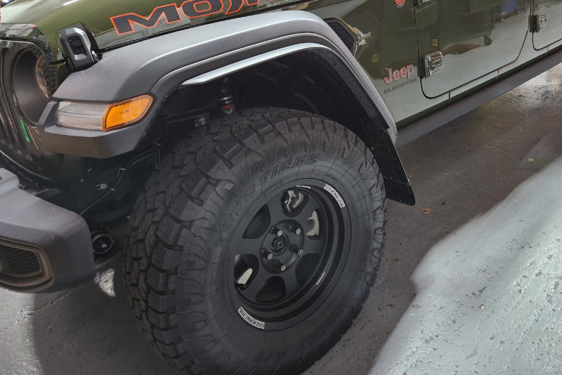 Rally Armor 19-23 Jeep JT Gladiator Mojave/Rubicon Black Mud Flap w/ Grey Logo