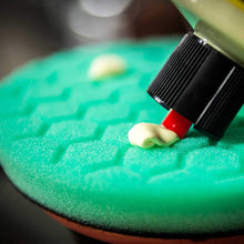 Load image into Gallery viewer, Chemical Guys Hex-Logic Quantum Heavy Polishing Pad - Green - 5.5in