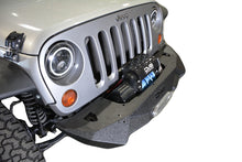 Load image into Gallery viewer, DV8 Offroad 07-18 Jeep Wrangler JK/JL Steel Stubby Front Bumper w/ Light Bracket &amp; Winch Plate