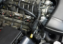 Load image into Gallery viewer, J&amp;L 11-22 Jeep Grand Cherokee 5.7L Passenger Side Oil Separator 3.0 - Black Anodized